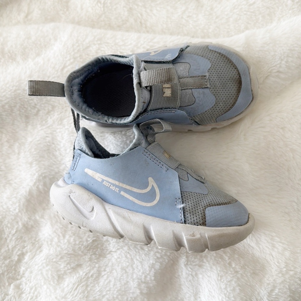 Little Girls Nike Flex Runner 2 Slip-On Running Sneakers blue/purple size 6